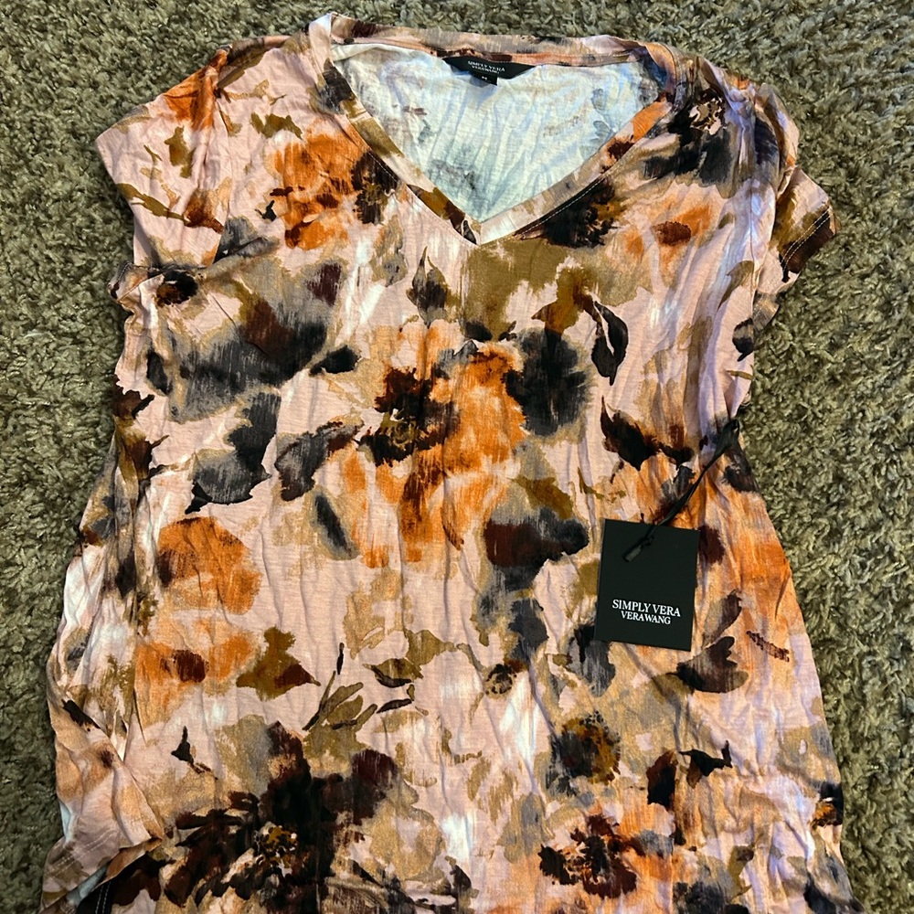 Simply Vera Vera Wang Orange and Black Floral V-Neck Top